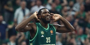 Κένεθ Φαρίντ 