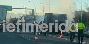 Φωτιά σε φορτηγό στα διόδια Αφιδνών