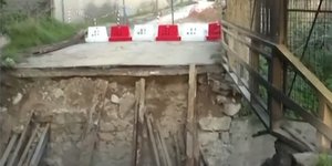 Υποχώρησε γέφυρα σε παράδρομο της Πέτρου Ράλλη 