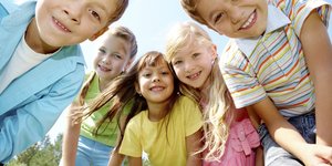 Σε μια εποχή που η ψυχολογία των παιδιών συχνά περιγράφεται μέσα από διπολικά σχήματα – introvert ή extrovert – ο όρος otrovert έρχεται να καλύψει μια περιοχή που ποτέ δεν ήταν πραγματικά κενή, μόνο αόρατη / SHUTTERSTOCK