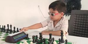Το τρίχρονο παιδί-θαύμα από την Ινδία που απέκτησε βαθμολογία FIDE στο σκάκι