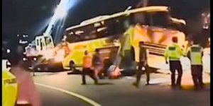 Τουλάχιστον 16 νεκροί σε τροχαίο με λεωφορείο στη νήσο Ιάβα στην Ινδονησία 