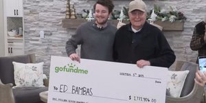 O 88χρονος από τις ΗΠΑ «λύγισε» όταν έλαβε 1,7 εκατομμύρια δολάρια