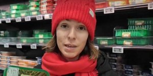 Ισπανίδα σε σούπερ μάρκετ στη Φινλανδία