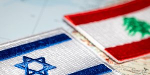 Ιστορικές οι πρώτες συνομιλίες μεταξύ Ισραηλινών και Λιβανέζων πολιτικών αξιωματούχων μετά από 40 και πλέον χρόνια