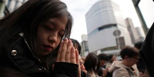 Προσευχές μετά τον σεισμό στην Ιαπωνία