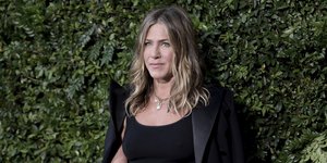 Τζένιφερ Άνιστον