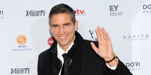 Ο Τζιμ Καβίζελ