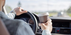 Καφές στο αυτοκίνητο