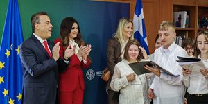 Σταύρος Παπασταύρου, Κίμπερλι Γκίλφοϊλ