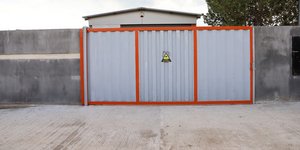  Η αποθήκη που βρέθηκε ο οπλισμός στα Καλύβια