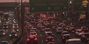 Απίστευτο μποτιλιάρισμα