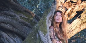 Έφυγε από τη ζωή η τραγουδίστρια Κλαούντια Ντελμέρ