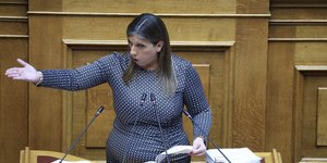 Ζωή Κωνσταντοπούλου