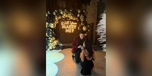 Ο Γιαννούλης Λαρεντζάκης έκανε πρόταση γάμου στην αγαπημένη του