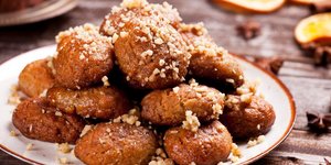 Μελομακάρονα βρώμης χωρίς ζάχαρη / Φωτογραφία: Shutterstock