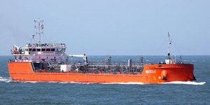 Το ρωσικό δεξαμενόπλοιο MIDVOLGA-2 που δέχθηκε πλήγμα στη Μαύρη Θάλασσα