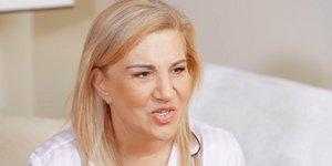 Η Δέσποινα Μοιραράκη σε εκπομπή του YouTube 