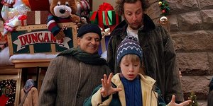 Μόνος στο σπίτι