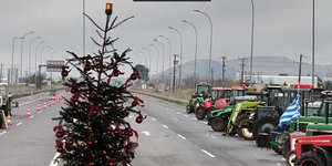 Μπλόκο Θήβα αγρότες