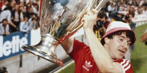 Έφυγε από τη ζωή ο θρύλος της Νότιγχαμ Φόρεστ, Τζον Ρόμπερτσον