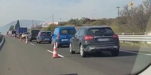 Ουρές χιλιομέτρων στη Ριτσώνα