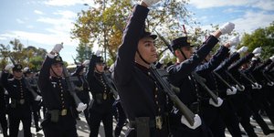 Στρατιωτική παρέλαση