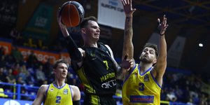 Tο Περιστέρι άντεξε απέναντι στο Μαρούσι και επικράτησε με 80-78 