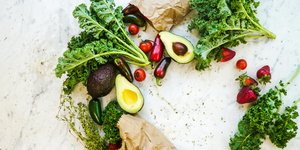 Mια διατροφή που κερδίζει σταδιακά έδαφος καθώς αυξάνεται το ενδιαφέρον για τη φυτική διατροφή και συσσωρεύονται επιστημονικά δεδομένα για τα οφέλη της στην υγεία / SHUTTERSTOCK