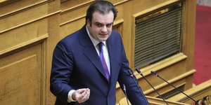 Κυριάκος Πιερρακάκης στη Βουλή