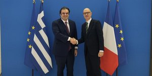 Από τη συνάντηση του Κυριάκου Πιερρακάκη με τον υπουργό Οικονομικών της Γαλλίας
