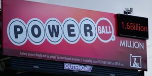 Πάνω από 1,5 δισ. δολάρια «παίζονται» στο χριστουγεννιάτικο λαχείο Powerball