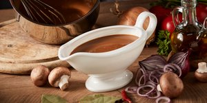 Σάλτσα κόκκινου κρασιού / Φωτογραφία: Shutterstock