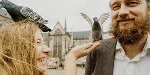 Η bird theory, όπως ονομάστηκε στα κοινωνικά δίκτυα, δεν γεννήθηκε στο TikTok, αλλά εκεί απέκτησε την ταχύτητα και τη δημοσιότητα που την μεταμόρφωσαν από ερευνητική παρατήρηση σε μέτρο συναισθηματικής οικειότητας / SHUTTERSTOCK