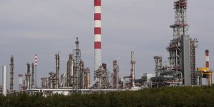 το μοναδικό διυλιστήριο στη Σερβία