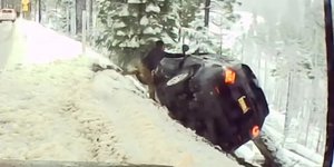 Oι επιβάτες του SUV σώθηκαν χάρη στην παρέμβαση περαστικών