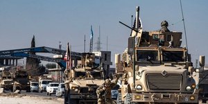 Αμερικανοί και Σύροι στρατιωτικοί τραυματίες από ένοπλη επίθεση κατά περιπόλου στην Παλμύρα