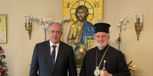 Τάκης Θεοδωρικάκος Αρχιεπίσκοπος Αμερικής Ελπιδοφόρος