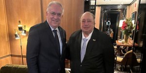 Greek Development Minister Meets U.S. Billionaire John Catsimatidis