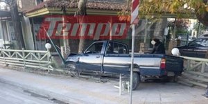 Αγροτικό μπήκε σε κατάστημα εστίασης στην Πάτρα