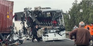 Εικόνα από το σημείο που σημειώθηκε η σφοδρή σύγκρουση στην Τουρκία