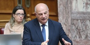 Κώστας Τσιάρας βουλή