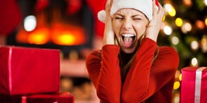 Έχει φτάσει και το δικό σας επίπεδο άγχους στο μέγιστο αυτές τις τελευταίες ημέρες του έτους; Σε πολλούς συμβαίνει αυτό την περίοδο της αλλαγής του χρόνου / SHUTTERSTOCK