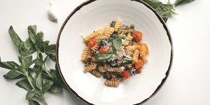 Φουσίλι με μανιτάρια και ντοματίνια -Φωτογραφία: Unsplash