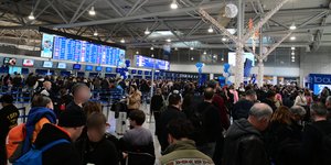 Ταλαιπωρία για χιλιάδες επιβάτες λόγω του μπλακ άουτ στο FIR Αθηνών