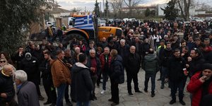 Αγρότες: Ολοκληρώθηκε η πανελλαδική σύσκεψη στα Μάλγαρα -Αποφάσισαν 48ωρο αποκλεισμό των εθνικών οδών