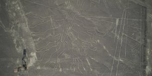 AI, γεωγλυφικά