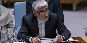 Ο μόνιμος αντιπρόσωπος της Ισλαμικής Δημοκρατίας στα Ηνωμένα Έθνη στη Νέα Υόρκη Αμίρ Σαΐντ Ιραβανί 