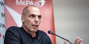 Γιάνης Βαρουφάκης 