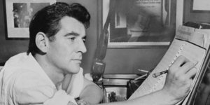 Ο θρυλικός μαέστρος και συνθέτης Leonard Bernstein